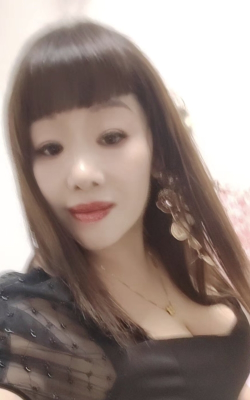 ➹岗顶泄火专用少妇